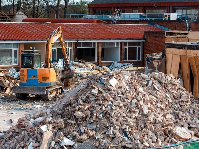 images/building-waste/slider/building-waste-removal (7)-kireth-ai.jpeg